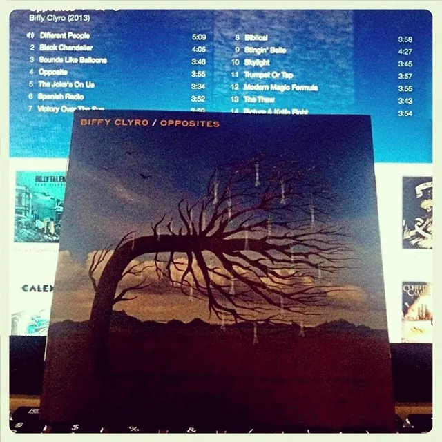 Neues Album "Opposites" von Biffy Clyro