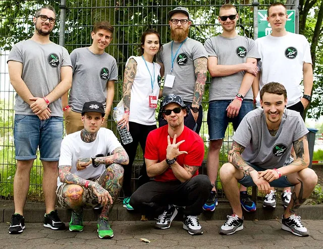 `Das Team der Vegan Sneaker Connection`