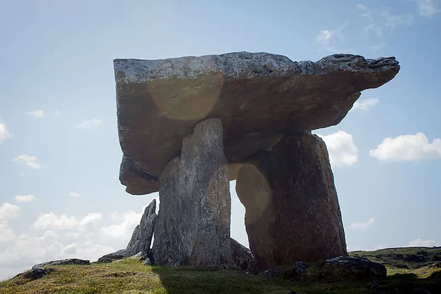 Burren und Poulnabrone Dolmen