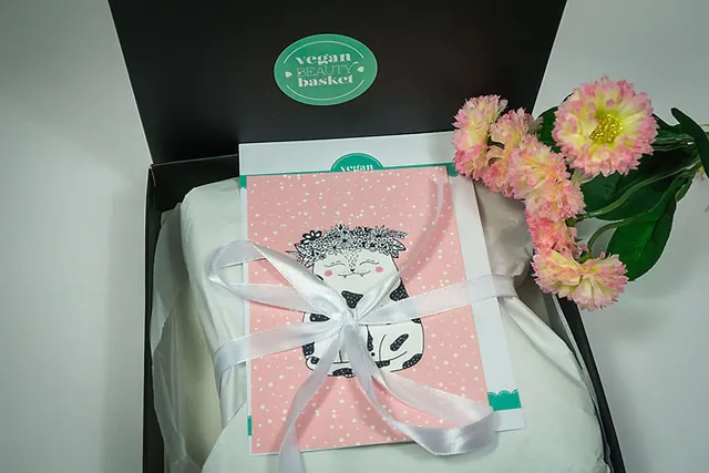 Unboxing Vegan Beauty Basket März