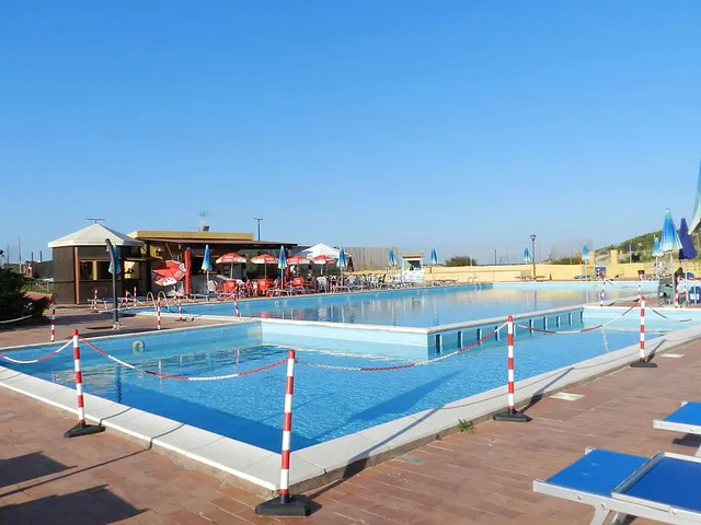 `vegane-strandhaeuser-auf-sardinien`