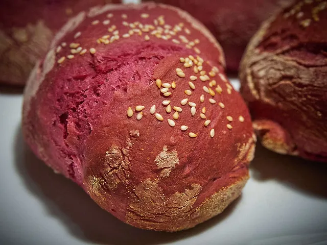Rote Bete Burgerbrötchen
