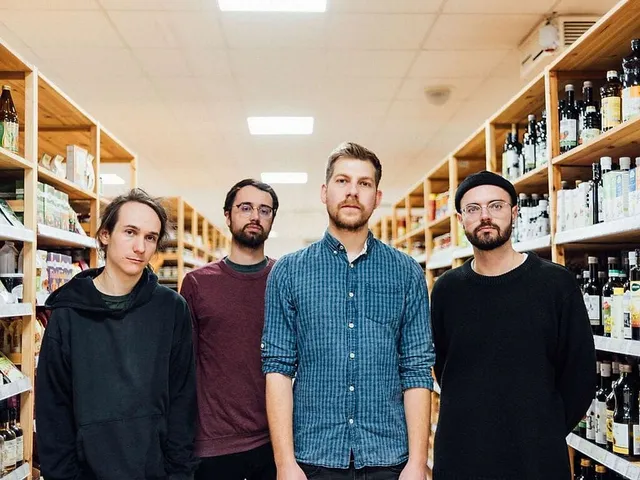 Post-Hardcore Band Twins