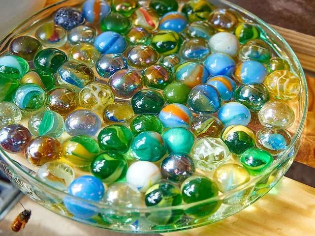 Eine Bienentränke für den Balkon