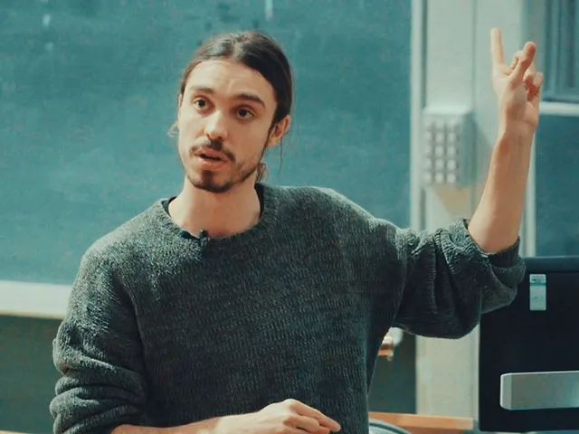 Earthling Ed in Harvard