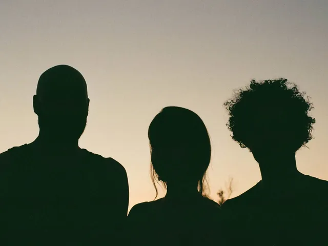 James, Cynthia und Kévin