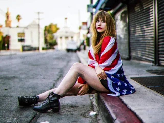 Queen Of The Static Opera