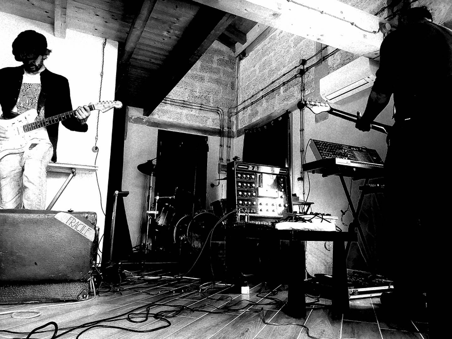 2021-11-20---repetita-iuvant-2-jpg-imagine-080808_5b5b5b_912_684