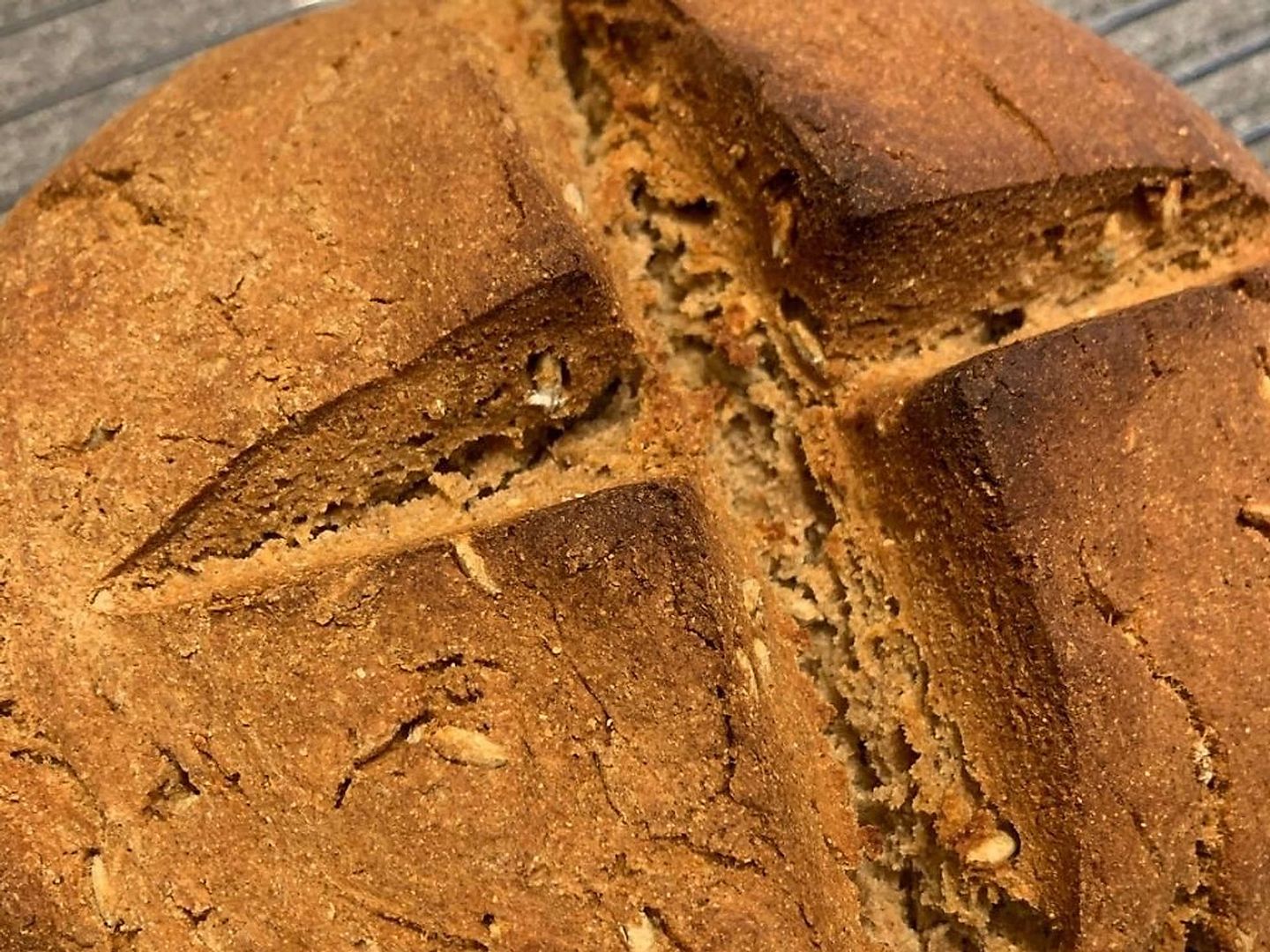 2021_03_sauerteig-brot