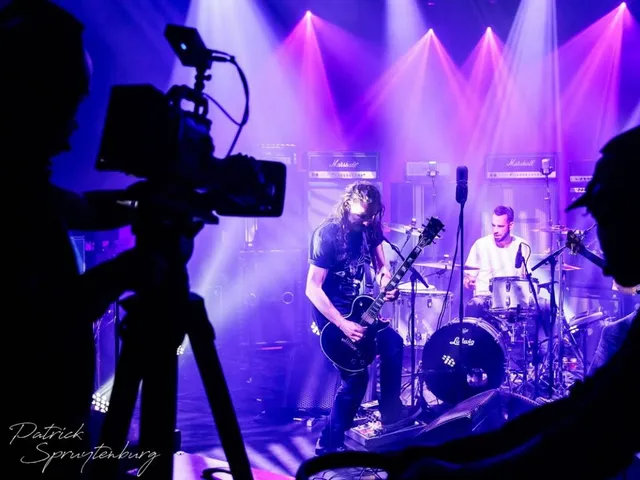 An Evening With Knives