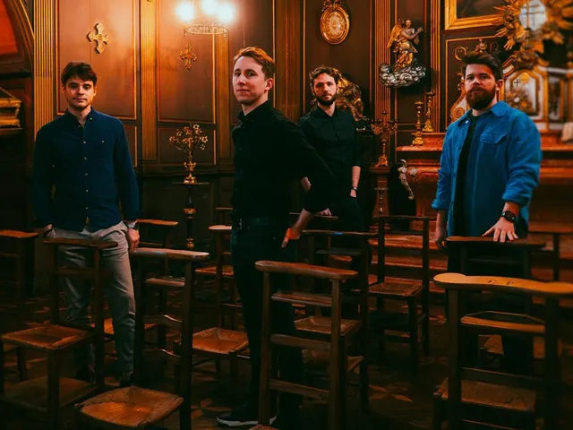 Inner Landscape – "3H33"