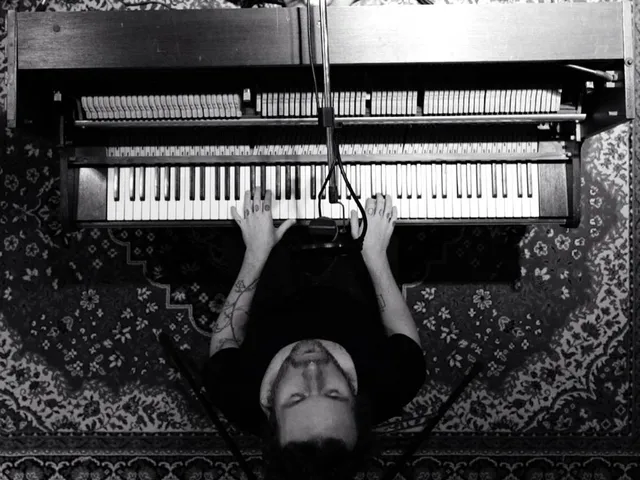 Interview mit Thot Sänger Grégoire Fray zu "Delta"