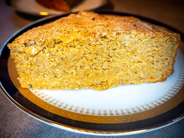 Veganer Möhrenkuchen für Menschen und Hunde