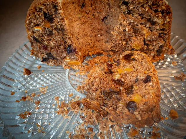 Saftiger Früchtekuchen