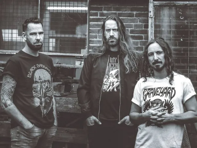 An Evening With Knives – "End of Time"