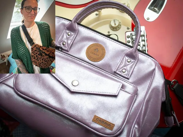 Umhängetasche "Adventurer Capri" & Bauchtasche "Gaya"